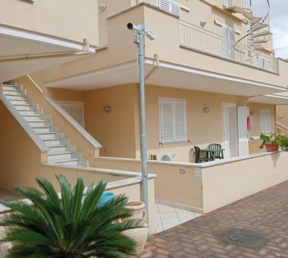 Rta Azzurra Apartment Marina di Massa
