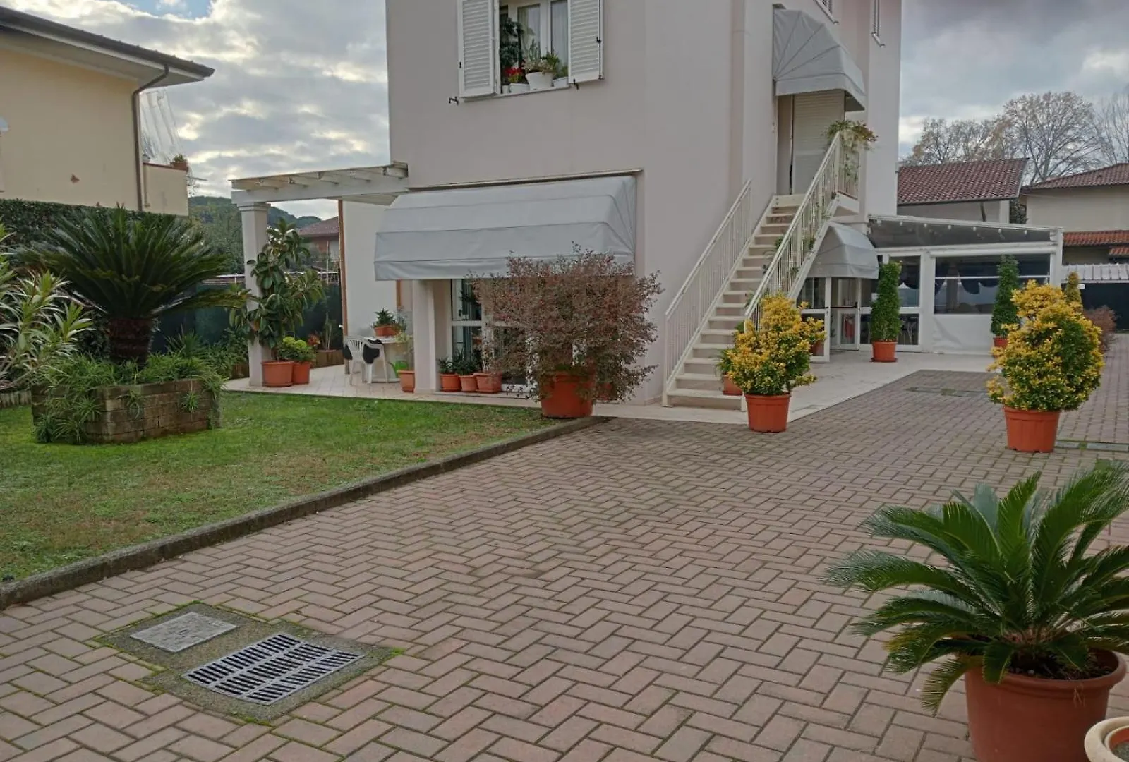 Rta Azzurra Apartment Marina di Massa Italy